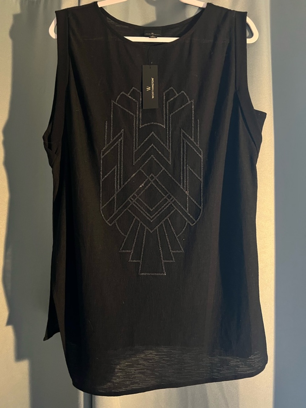 W by Worth Black Sleeveless Embroidered Geometric Tank L